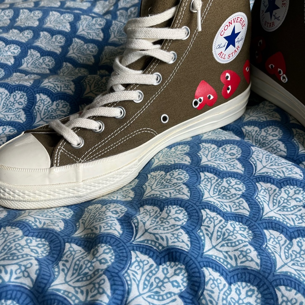 Comme des Garcons Play x Chuck 70 Hi Top 'Multi Heart' Olive M9/ W11 - Picture 7 of 9